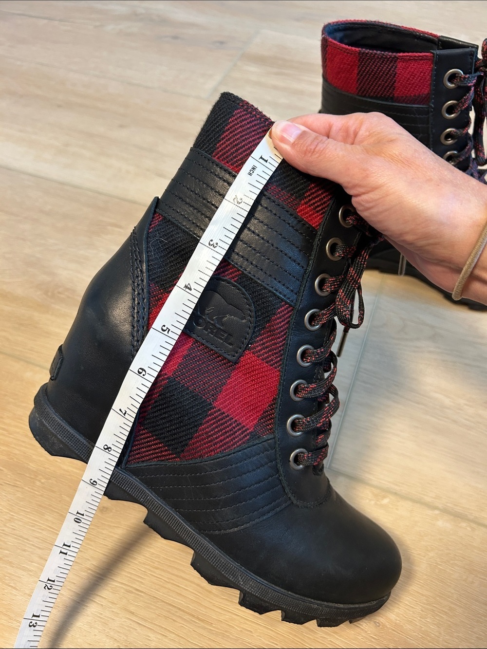 Sorel Lexie Wedge Boot Red Black Buffalo Plaid Check size 9.5 - Picture 15 of 16